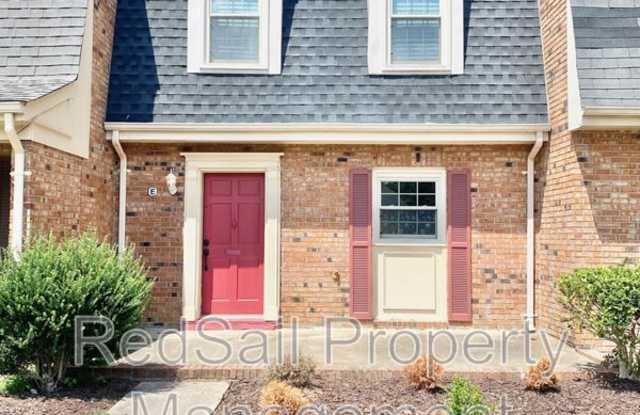 Photo of 398 Circuit Ln