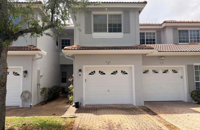 5121 Sabal Gardens Lane