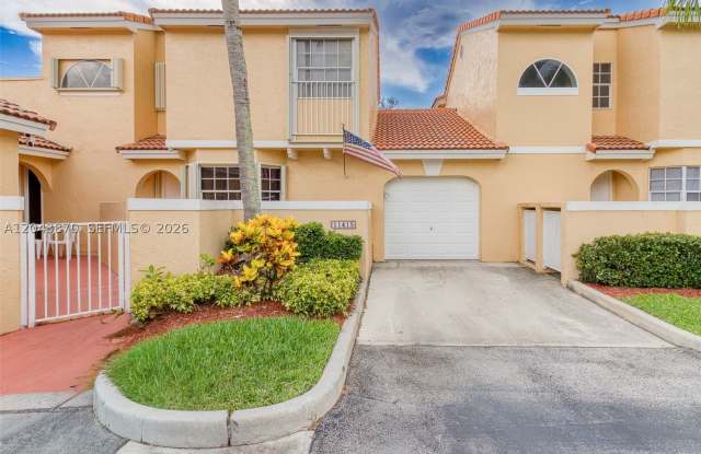 11415 Lakeview Dr