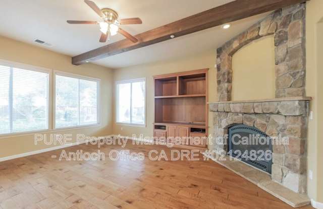 2340 Indian Springs Ct