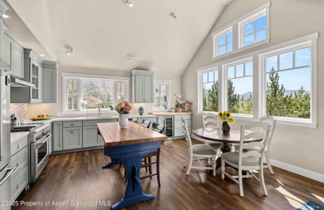 Photo of 148 Gateway Road