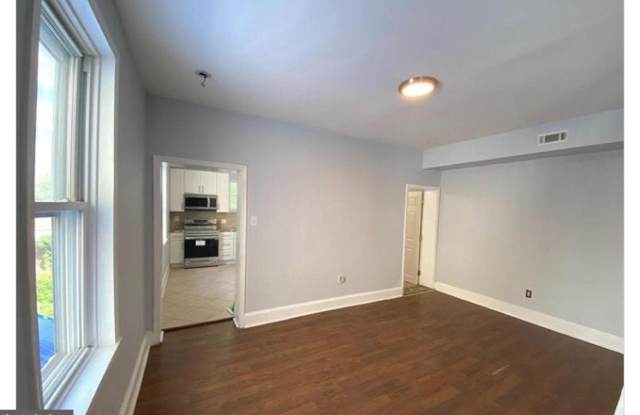 775 S FRONT Street unit: 2Nd Floor