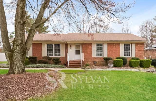 Photo of 4805 Ferncrest Drive