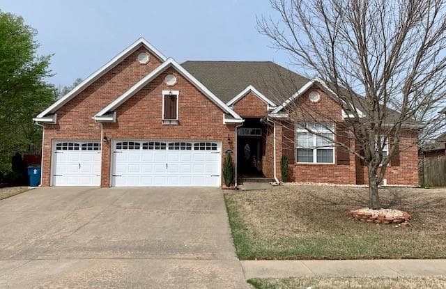 3902  SW Greyhawk  DR - 3902 SW Grey Hawk Dr, Bentonville, AR 72713