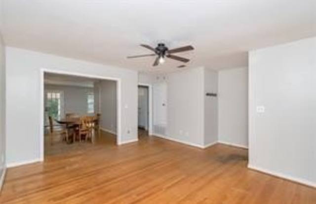 320 Vanderbilt Drive