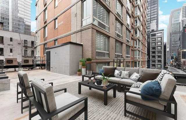 309 W 50th ST