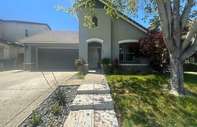 Desirable home located in North East Modesto - 2717 Amir Drive, Modesto, CA 95355