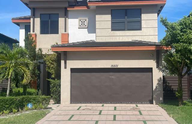 15501 NW 88th Ave