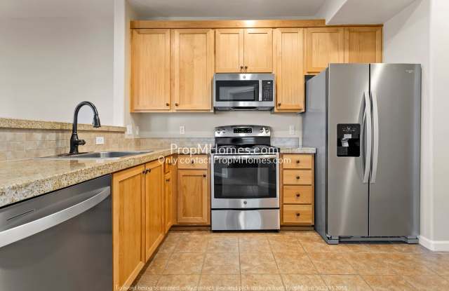 Photo of Charming and Convenient Condo in Sherwood - Tualatin North!