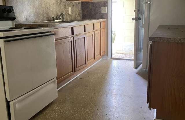 3658 STANLEY Street unit: 3