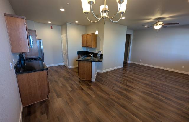 Photo of 1156 Montevideo Cir