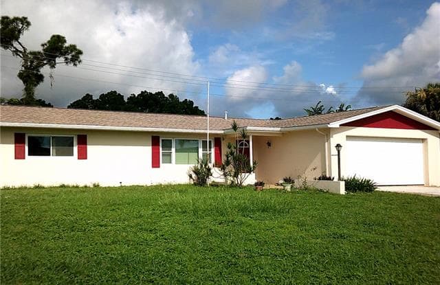 328 Inwood AVE S - 328 Inwood Ave S, Lehigh Acres, FL 33936