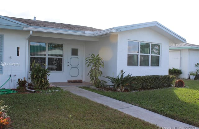 8646 NW 10th St - 8646 Northwest 10th Street, Plantation, FL 33322