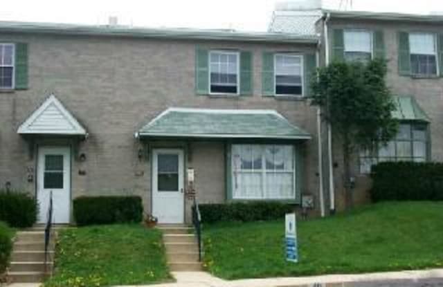 411 CARMARTHEN COURT - 411 Carmarthen Court, Lionville, PA 19341