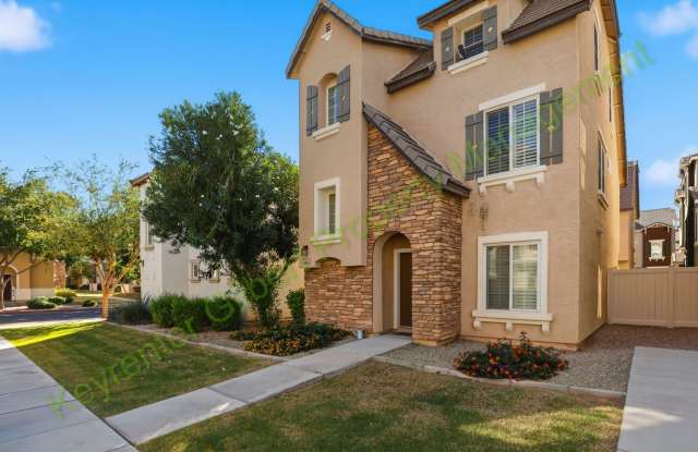 Charming Gilbert Home in The Gardens Community!