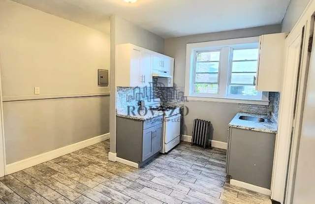 372-374 South 20th Street