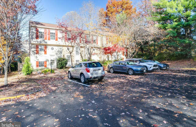 1589 WOODCREST Drive