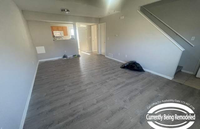 Spacious north-side 4 bedroom duplex