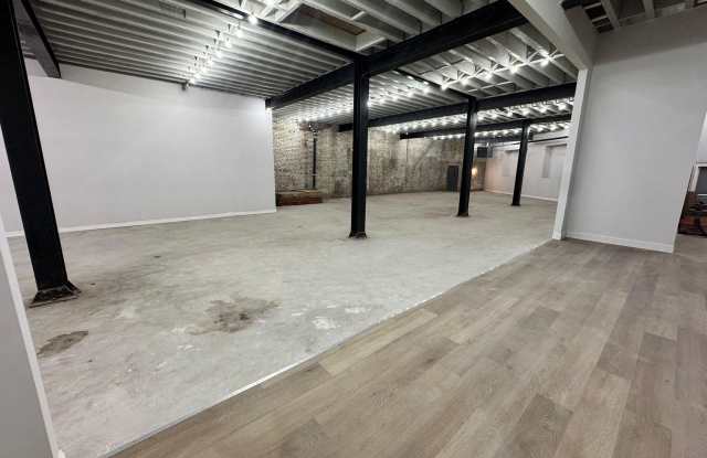 2446-50 GERMANTOWN Avenue unit: 1