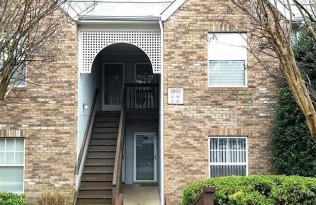Photo of 2 bedroom 2 bath unit- Close to tanglewood!