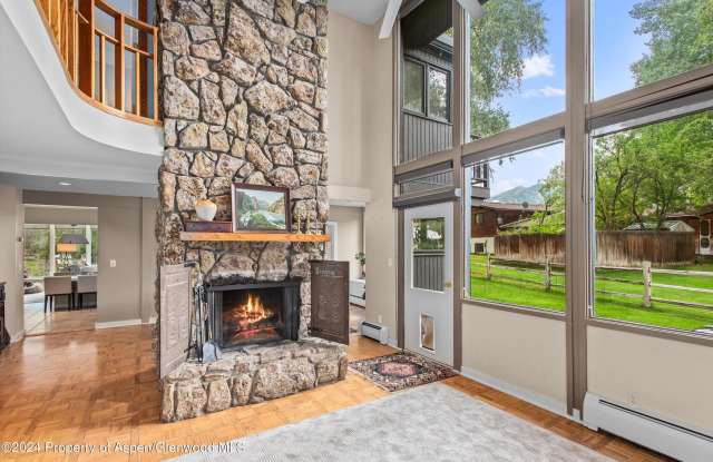 1695 Silver King Drive