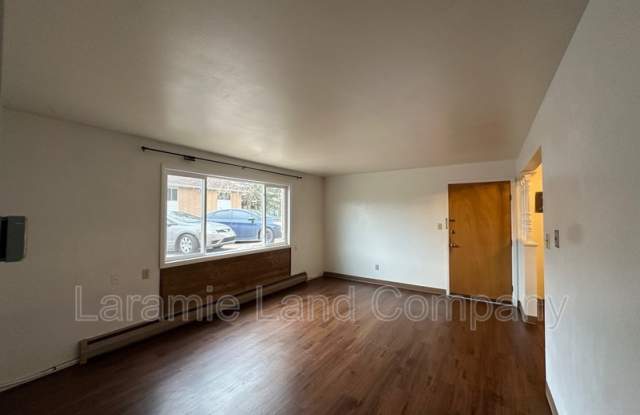 1609 East Baker Street - 3