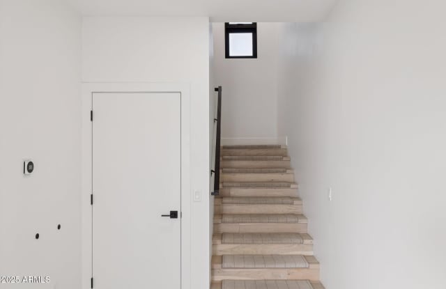 1501 N Miller Road unit: 1013