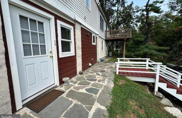 5667 OLD YORK Road unit: 12