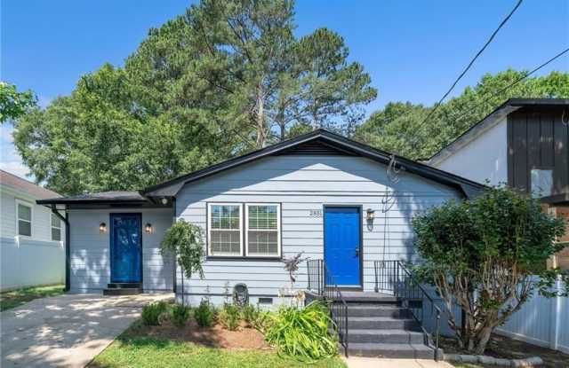 2851 FORREST HILLS Drive SW