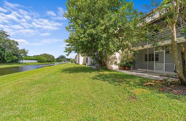 10693 N Military Trail