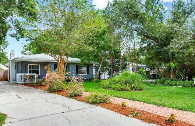 221 N CLEARVIEW AVENUE