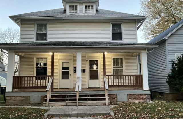 Photo of 1328 Sinclair Street - 3
