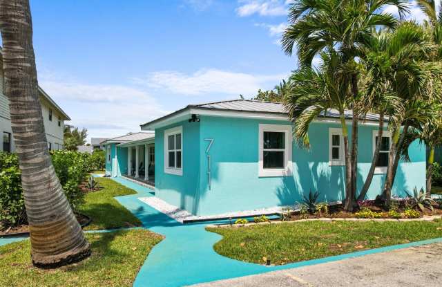 711 S Ocean Drive