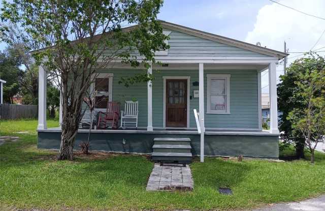 Photo of 2320 E 12TH AVENUE