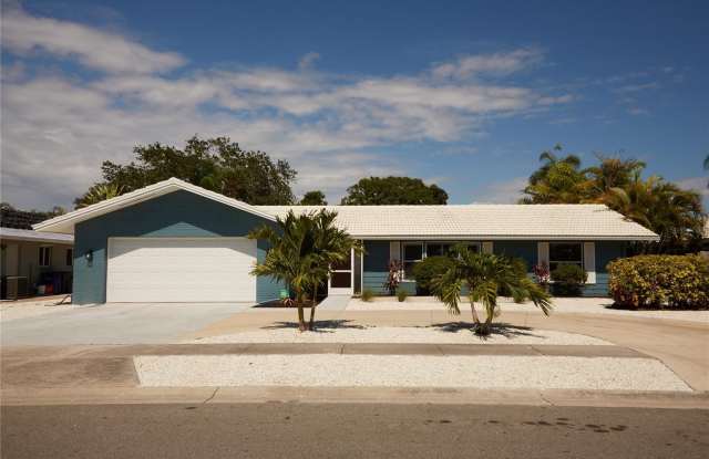 2836 COVENTRY DRIVE