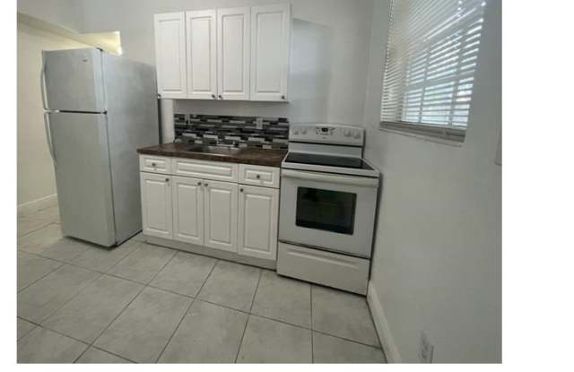 5902 SW 26 Terrace #B