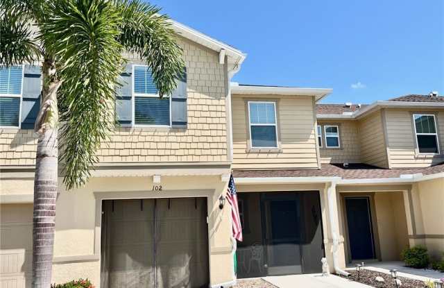6381 Brant Bay Boulevard