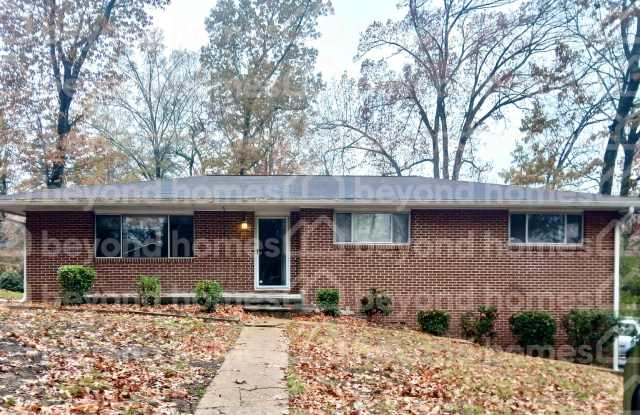 Cozy  Newly Updated 3 bedroom / 2 full bath home with 1,450 sq feet of space!