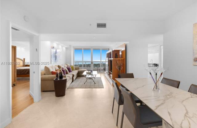 21055 Yacht Club dr