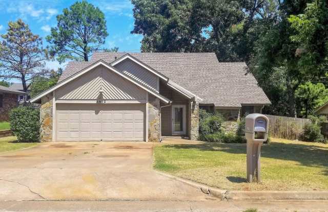 3 bedroom 2 bath home in Shawnee