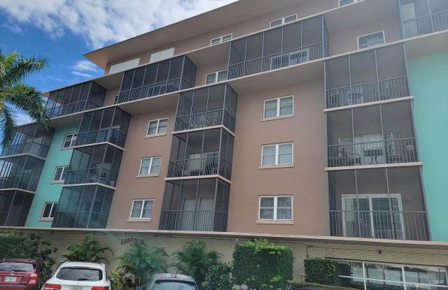 750 Burlington Ave N Apt 3H