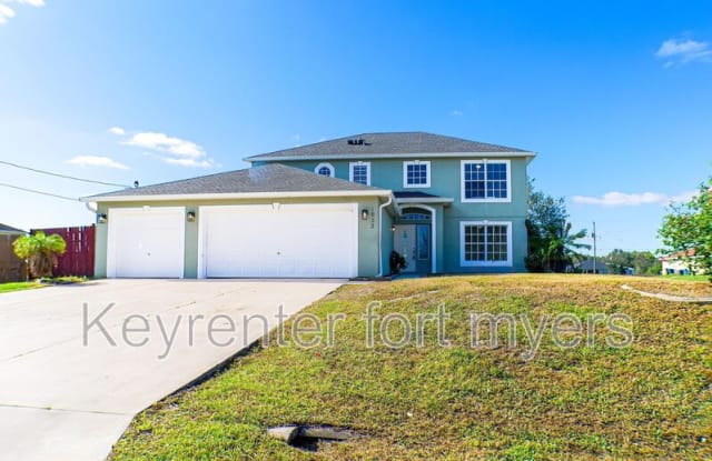 1933 Wanda Ave - 1933 Wanda Avenue North, Lehigh Acres, FL 33971