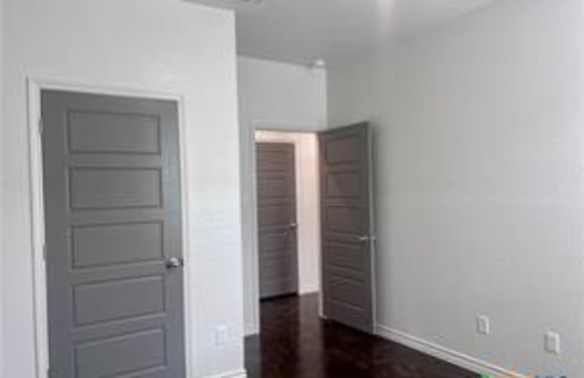 202 Riptide Road unit: B