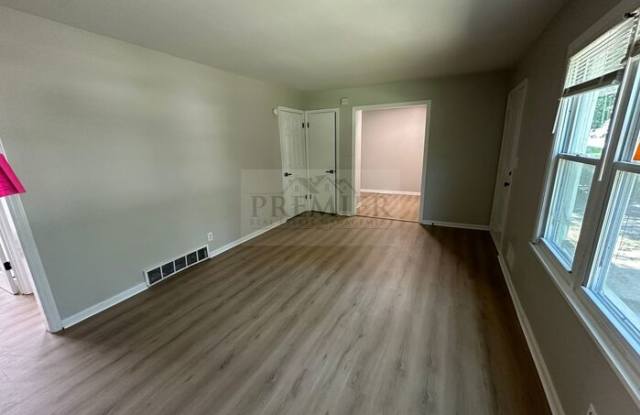 10011 Bellaire Avenue