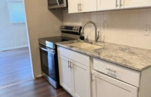 1731 16th Avenue North - D