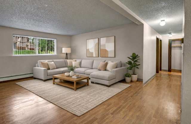 Photo of The Greenbriar Apartment Homes