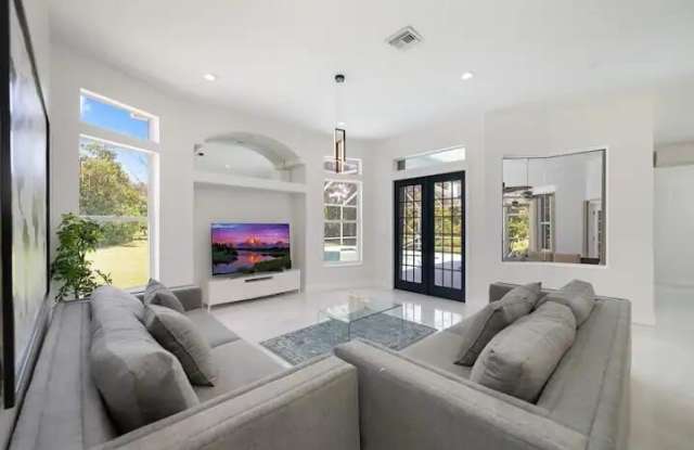 6670 Royal Palm Beach Boulevard