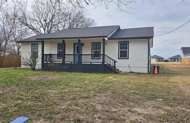 Photo of 309 N Main Street