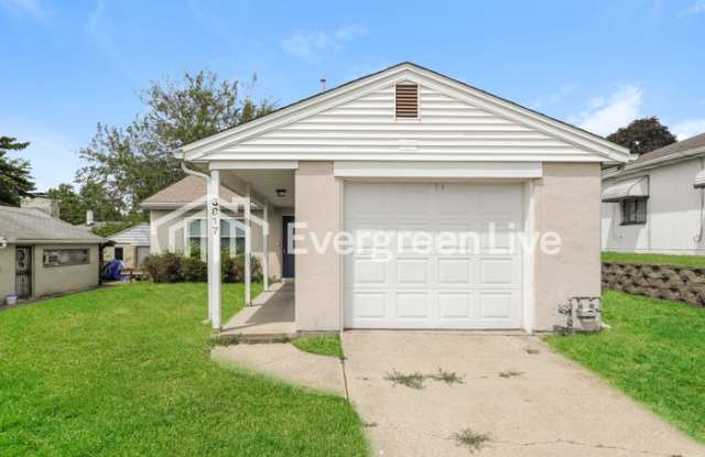 3817 East 5th Street