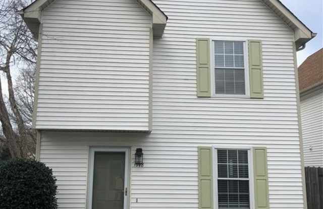 1048 Gas Light Lane